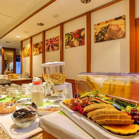 卡热Ssa健身酒店 3*